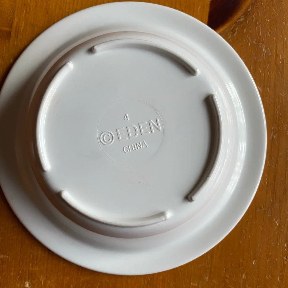 Vintage 3 pc Beatrix Potter Plate, Bowl, & Cup for Toddler / Baby, Petter Rabbit - Picture 5 of 11